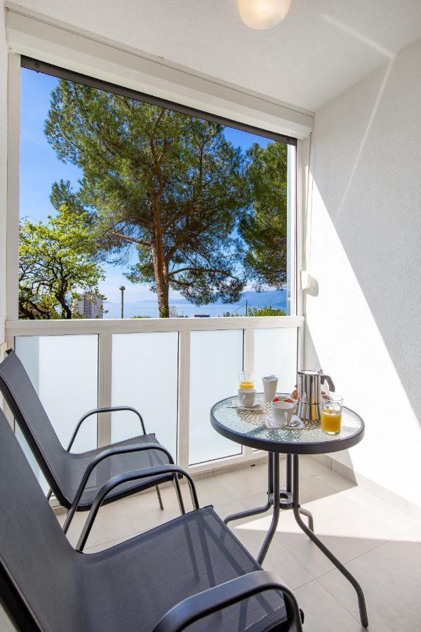 Sunny Studio Apartment With Balcony Rijeka Exterior photo
