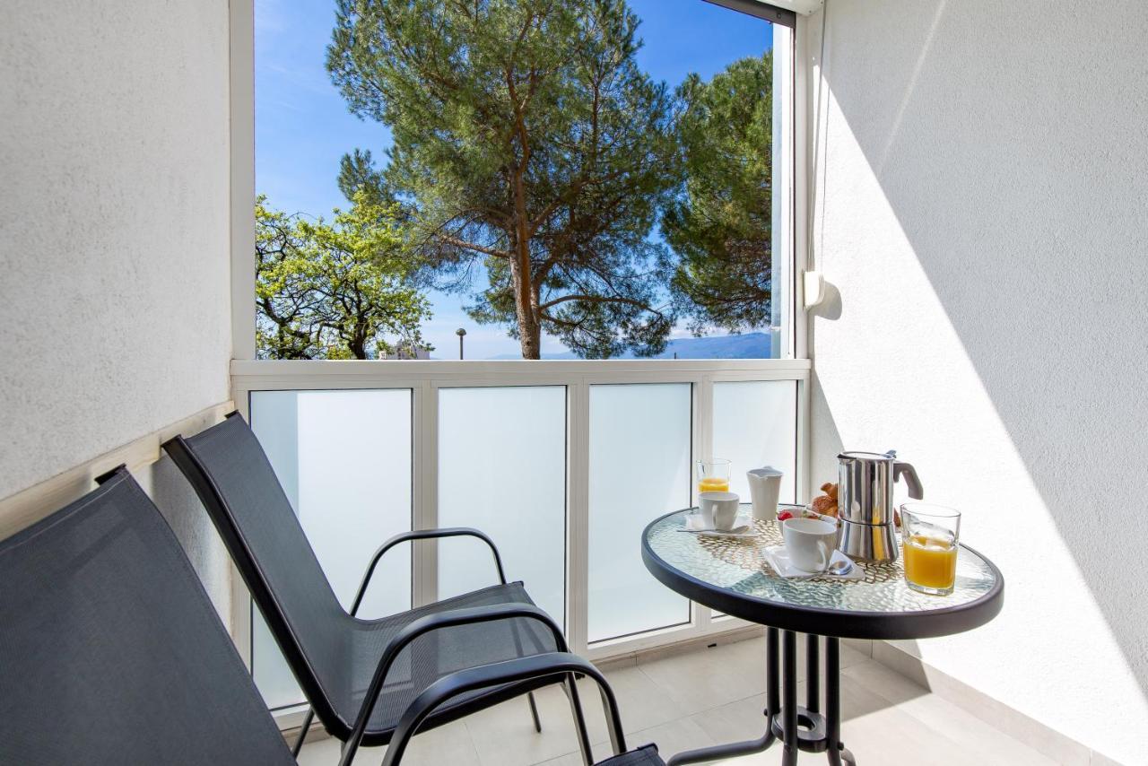 Sunny Studio Apartment With Balcony Rijeka Exterior photo